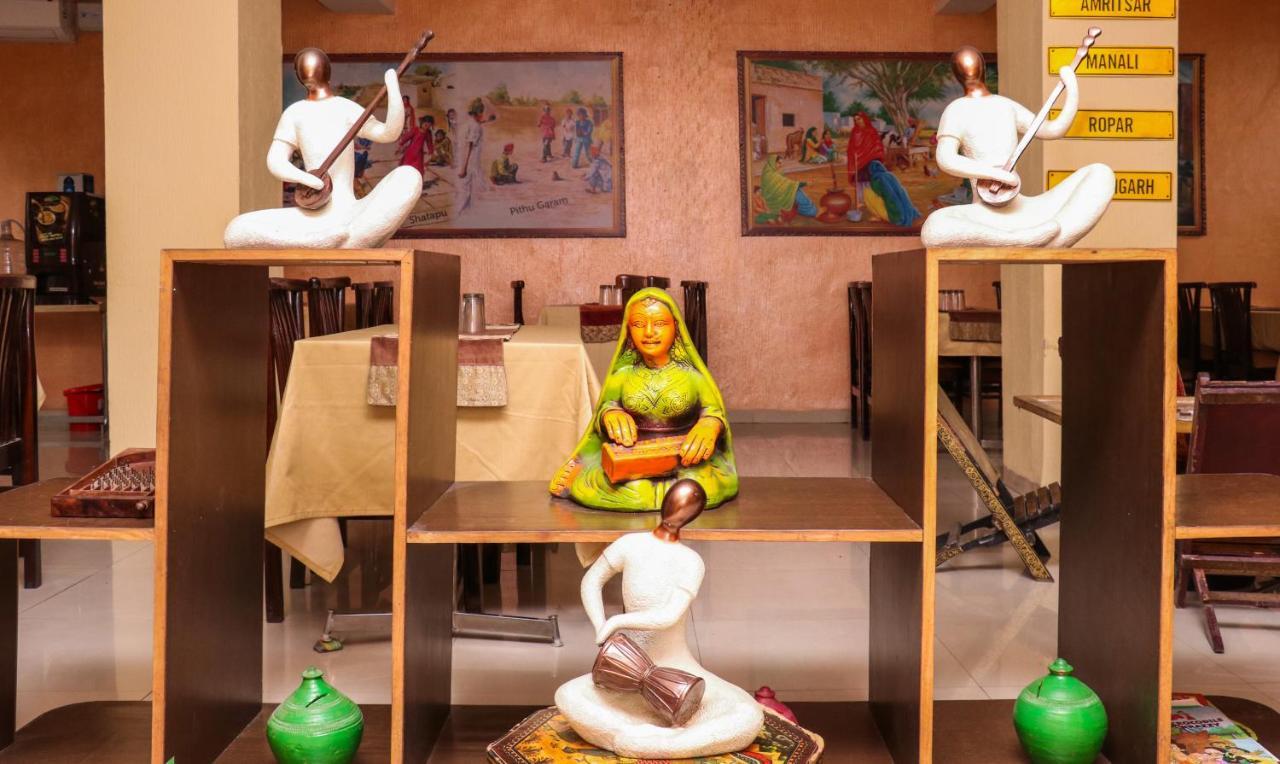 The Baghban Hotel & Resort, Baddi المظهر الخارجي الصورة
