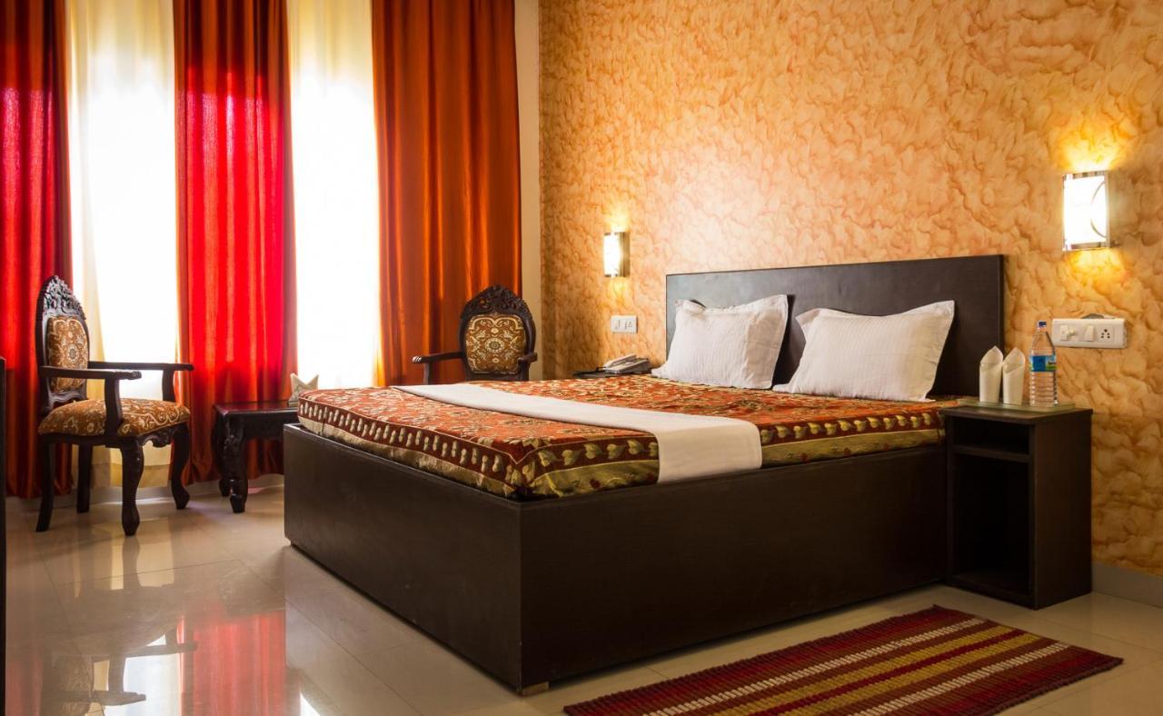 The Baghban Hotel & Resort, Baddi المظهر الخارجي الصورة