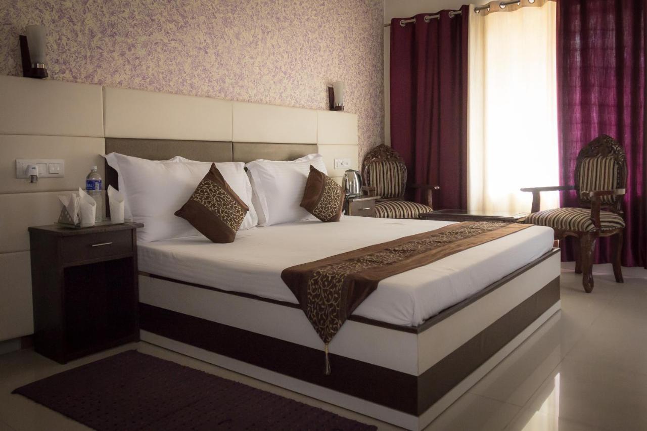 The Baghban Hotel & Resort, Baddi المظهر الخارجي الصورة