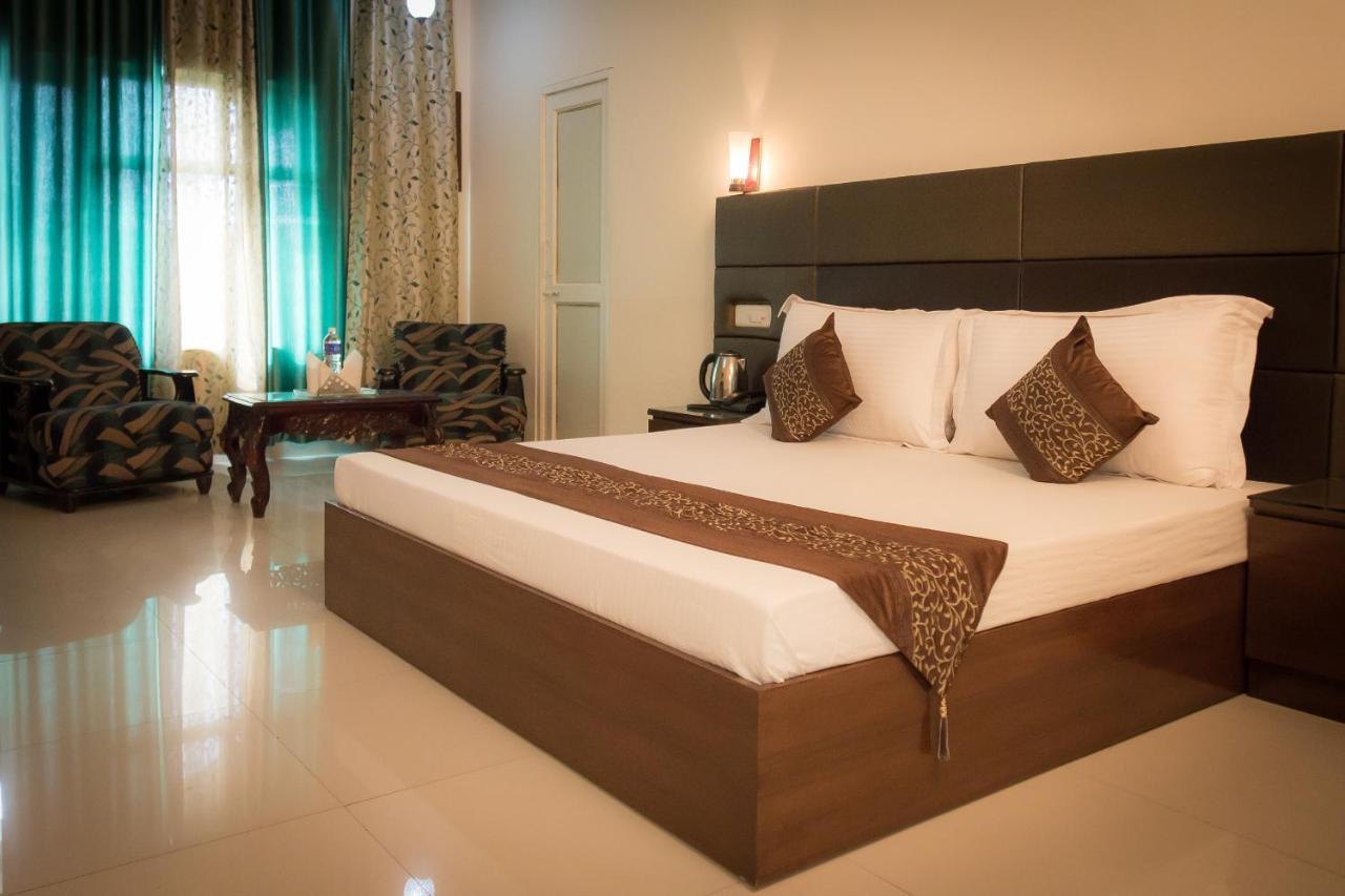 The Baghban Hotel & Resort, Baddi المظهر الخارجي الصورة